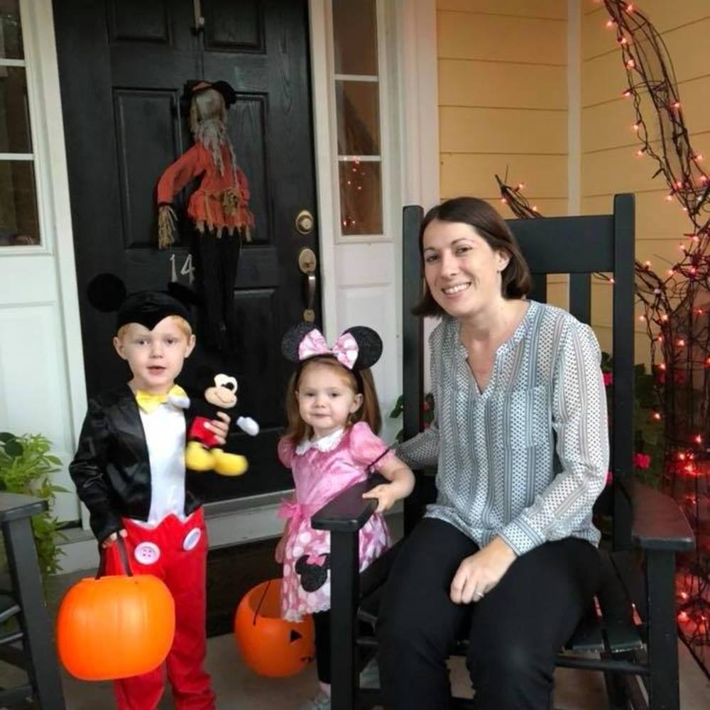 Meet your Posher, Laura